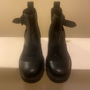 Ugg Stockton Black leather combat ankle boot